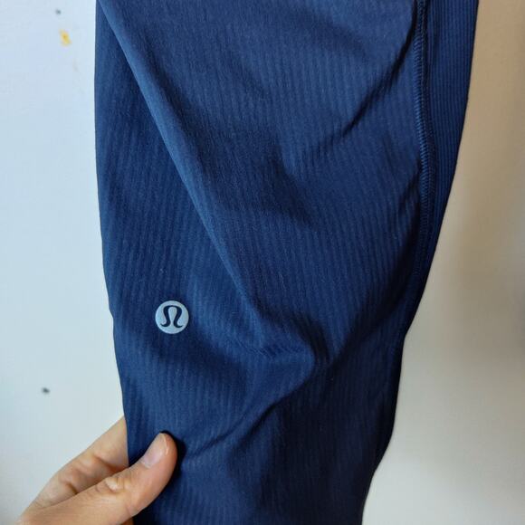 Lululemon Dance Studio Mid Rise 25" Lightweight Cropped Pant True Navy Blue 4 - Picture 8 of 15